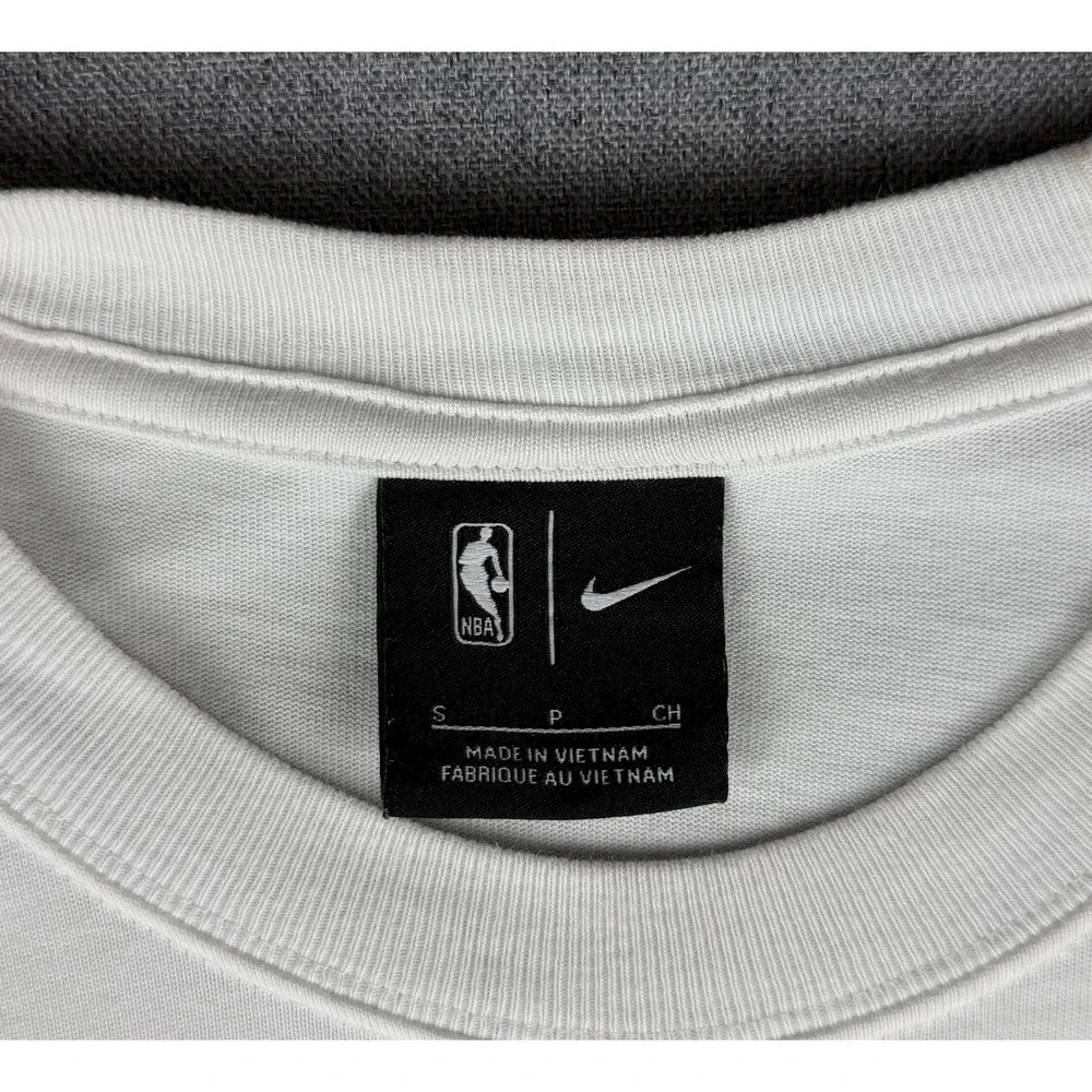 Nike NBA Mens Small White Graphic T Shirt Orange Swoosh Logo Tee Embroidered
